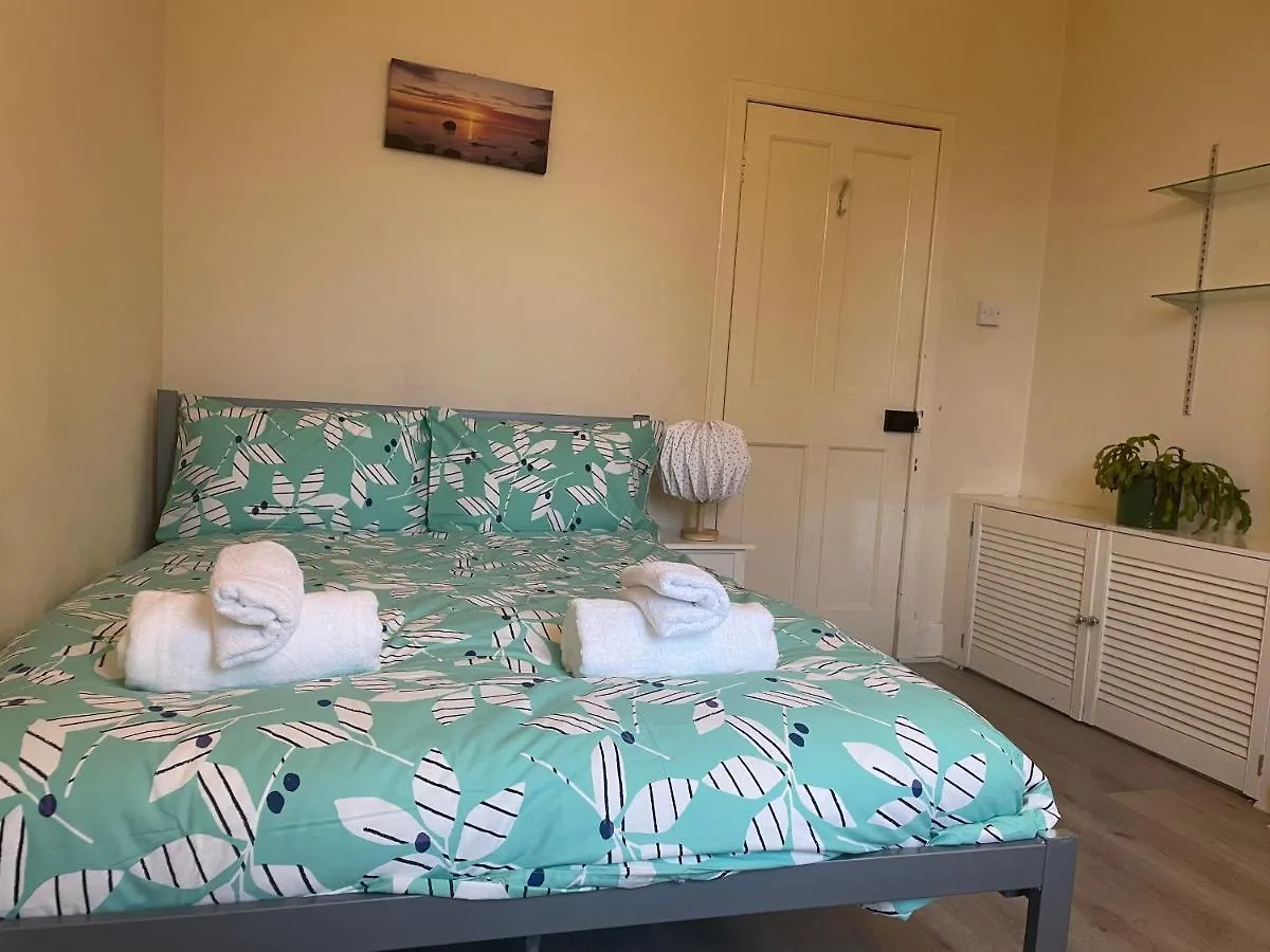 Isbell Apartment Edinburgh